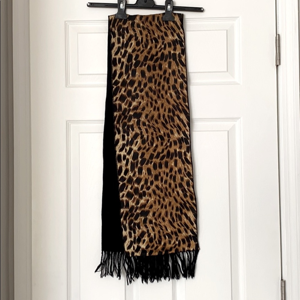 Leopard Scarf